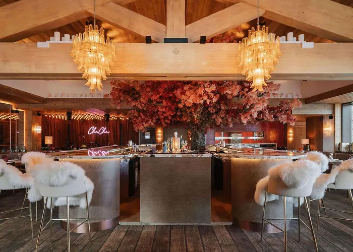 Penthouse Luxueux A 1850 Avec Spa, 10 - Fr-1-830-7 *