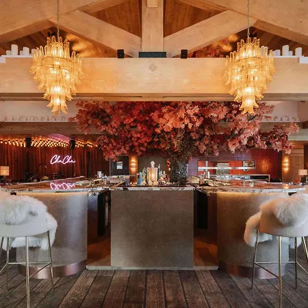 Penthouse Luxueux A 1850 Avec Spa, 10 - Fr-1-830-7 *